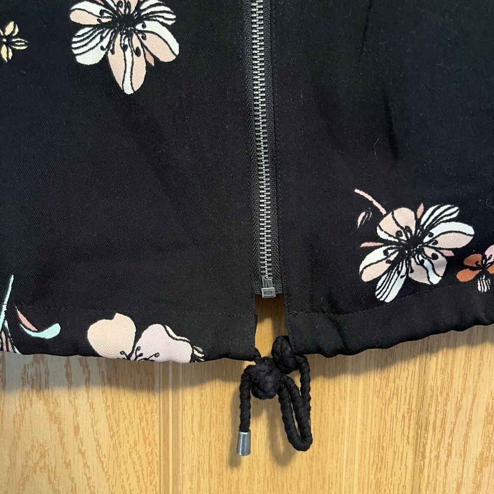 Who What Wear Black Floral Bomber Jacket - Picture 7 of 12